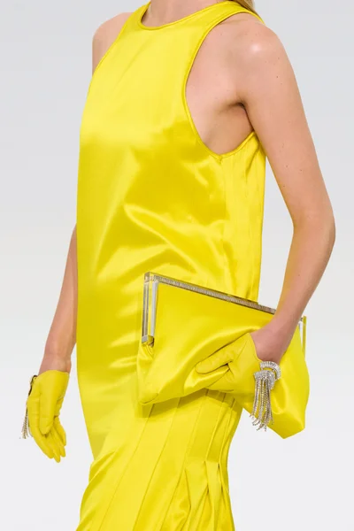 Look 49